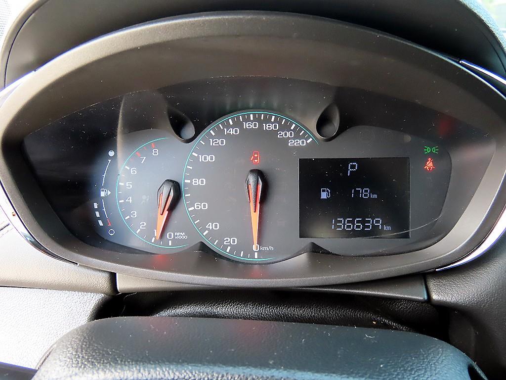 Chevrolet Trax - Vista 9