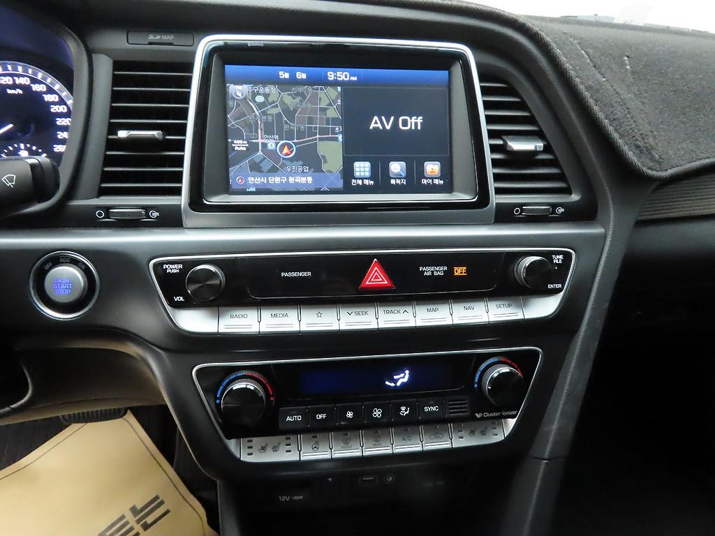 HYUNDAI Sonata - Vista 10