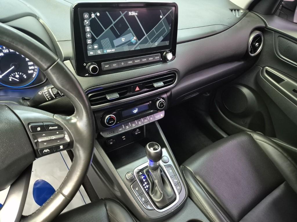 HYUNDAI Kona - Vista 6