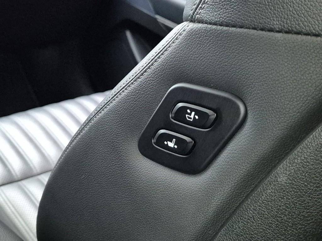 Genesis G70 2018 Blanco - Importación desde Corea - HF Imports Iquique - Foto 19