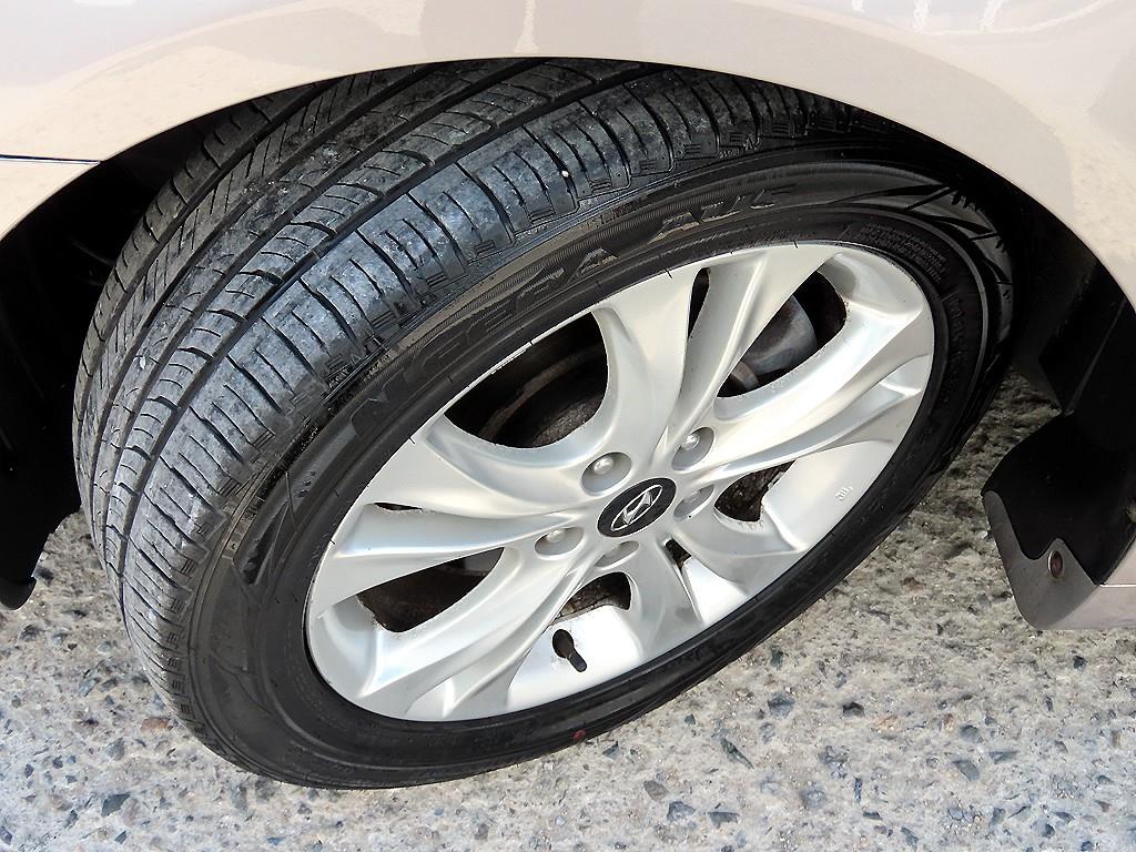 HYUNDAI Sonata 2010 Gris - Importación desde Corea - HF Imports Iquique - Foto 20