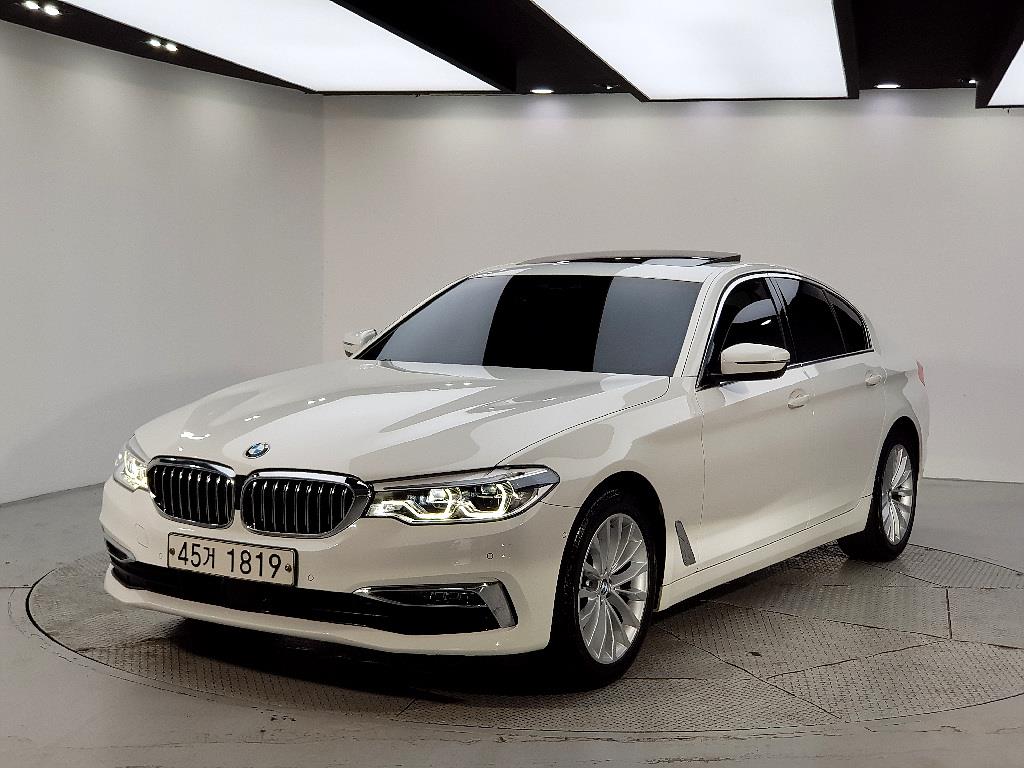 BMW 5 Series 2019 Blanco - Importación desde Corea - HF Imports Iquique - Foto 1