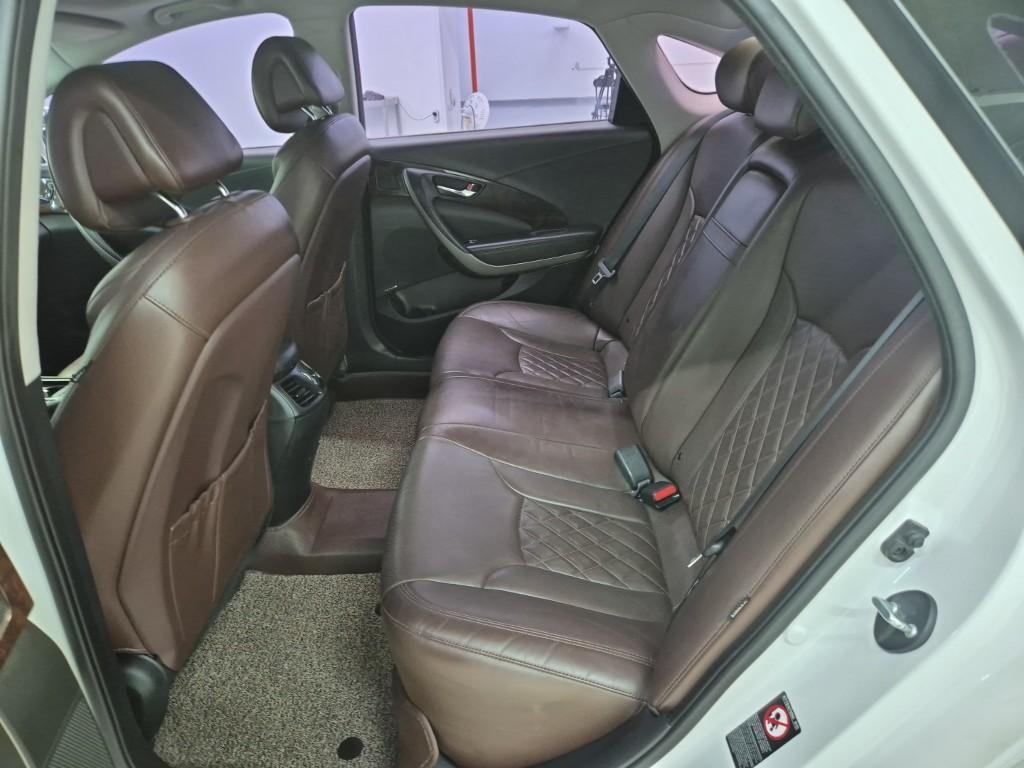 HYUNDAI Aslan - Vista 12