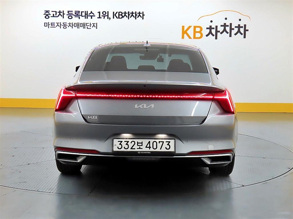 KIA K8 - Vista 3
