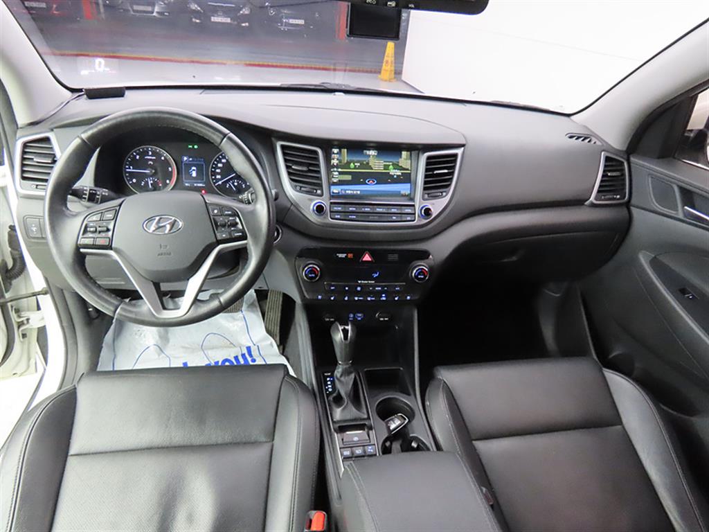 HYUNDAI Tucson - Vista 7
