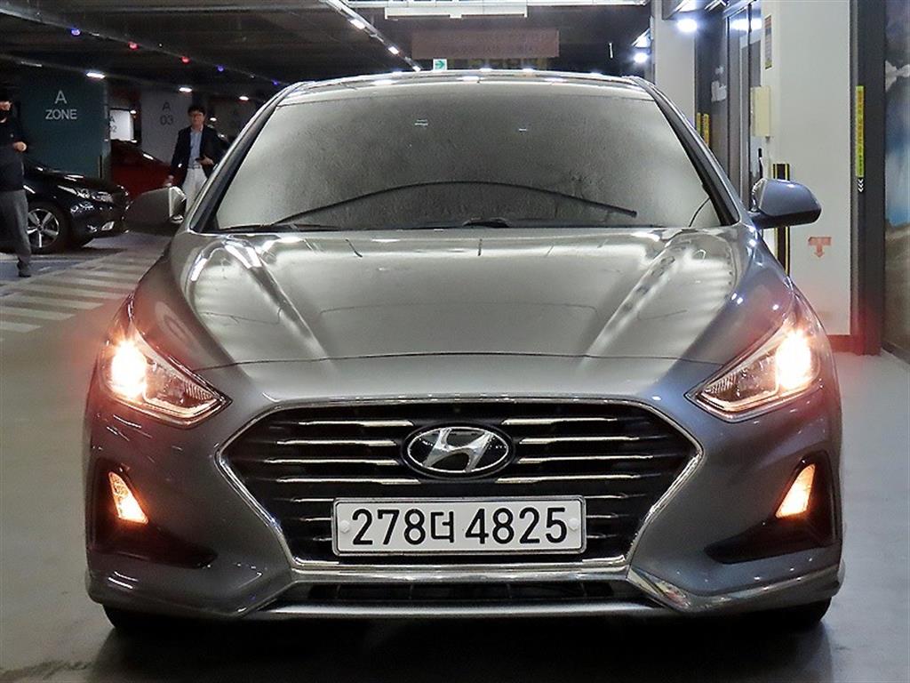 HYUNDAI Sonata - Vista 2