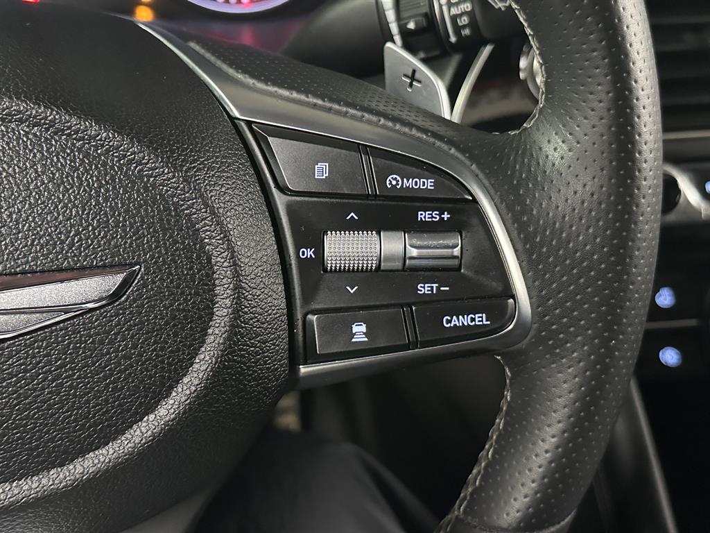 Genesis G70 - Vista 12