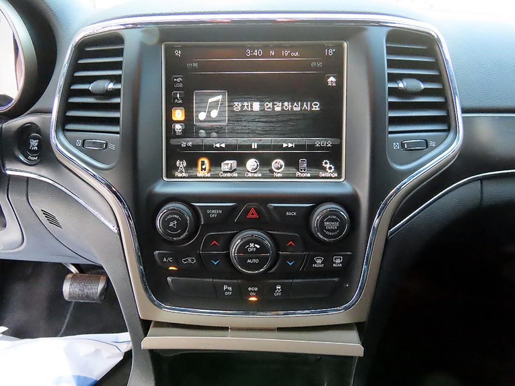Jeep Cherokee - Vista 12