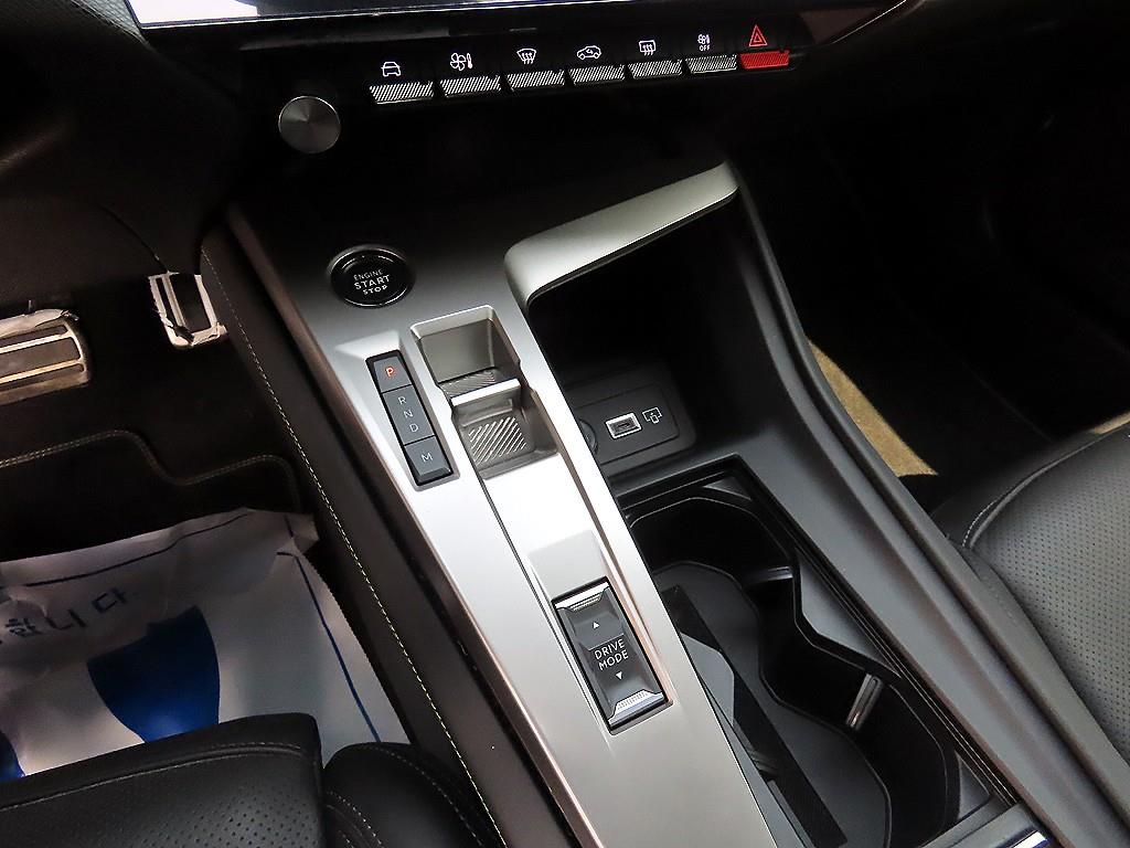Peugeot 408 - Vista 10