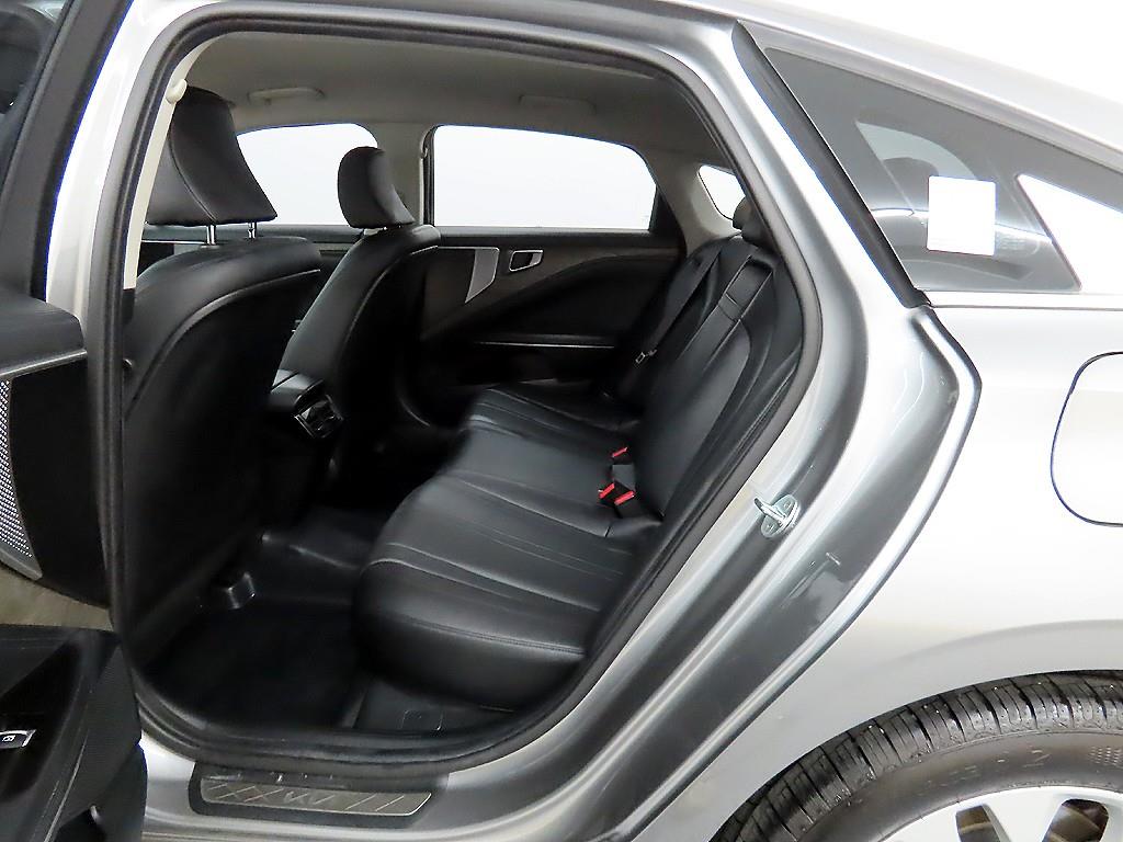 KIA K8 - Vista 6