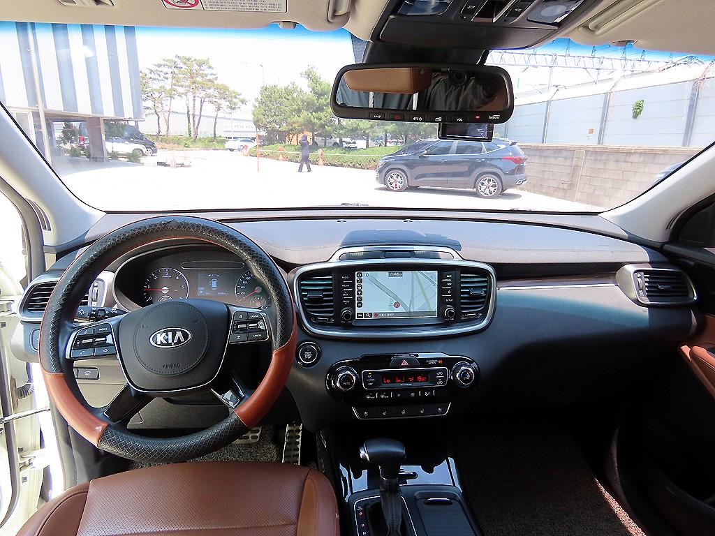KIA Sorento - Vista 7