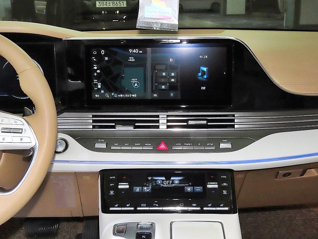 HYUNDAI Grandeur - Vista 11