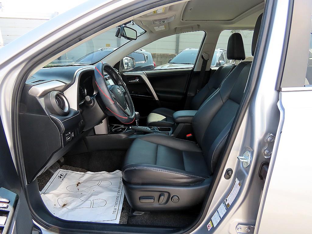 Toyota RAV4 - Vista 5