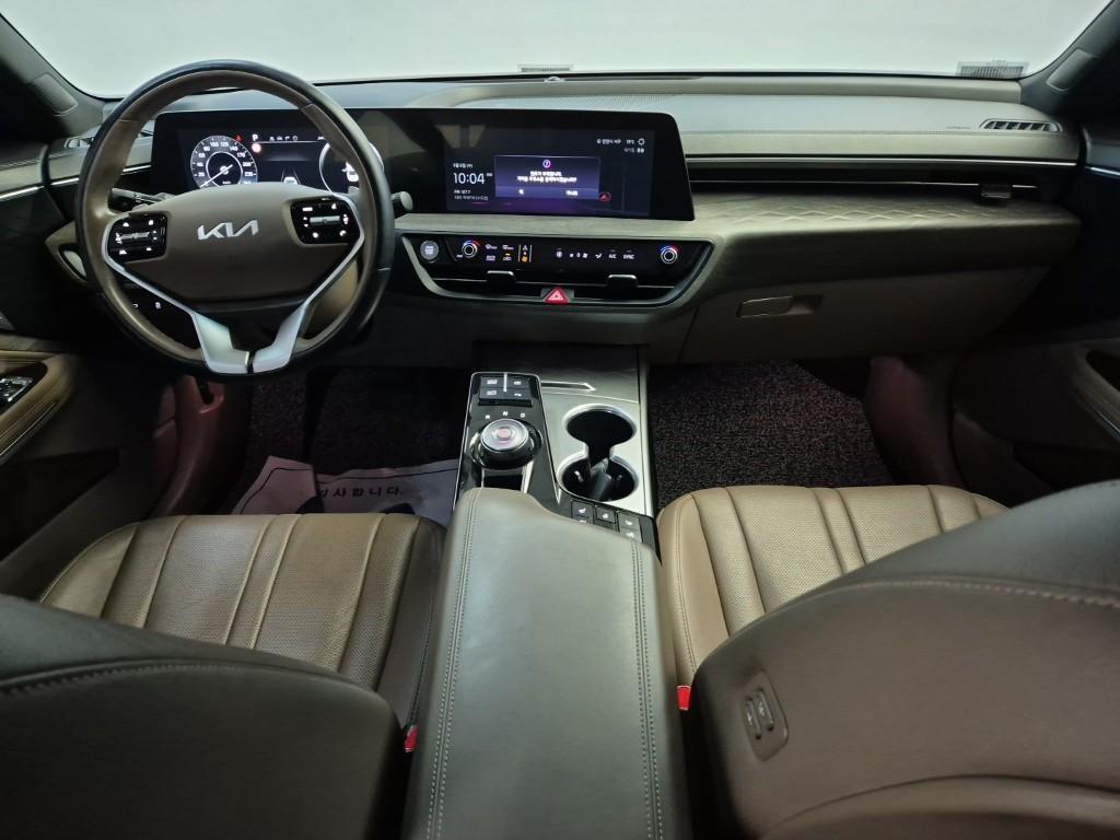 KIA K8 - Vista 7