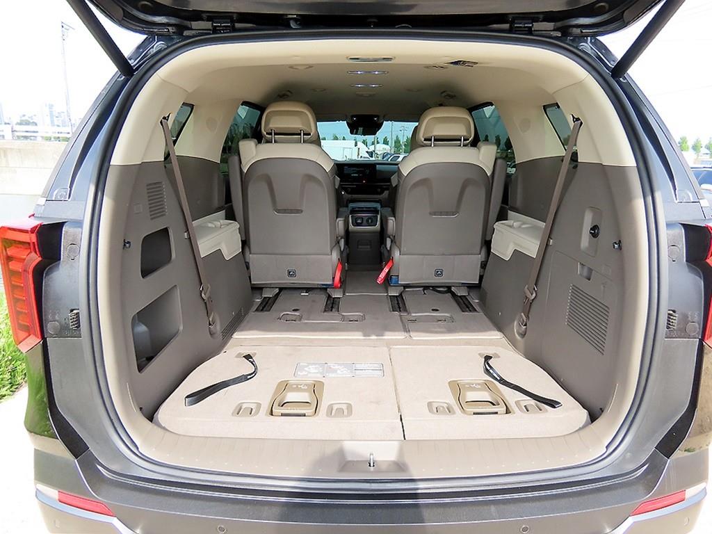KIA Carnival 2024 Negro - Importación desde Corea - HF Imports Iquique - Foto 13