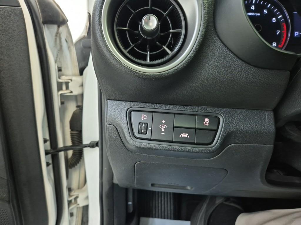 KIA K3 2020 Blanco - Importación desde Corea - HF Imports Iquique - Foto 17