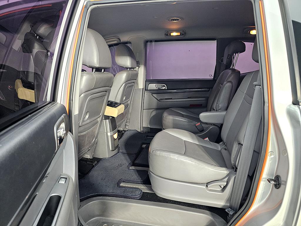 Ssangyong Korando - Vista 9