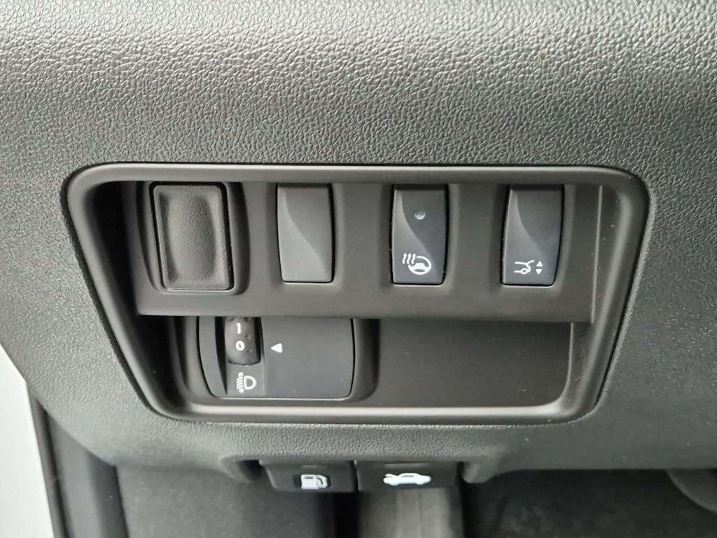 SAMSUNG QM6 - Vista 8