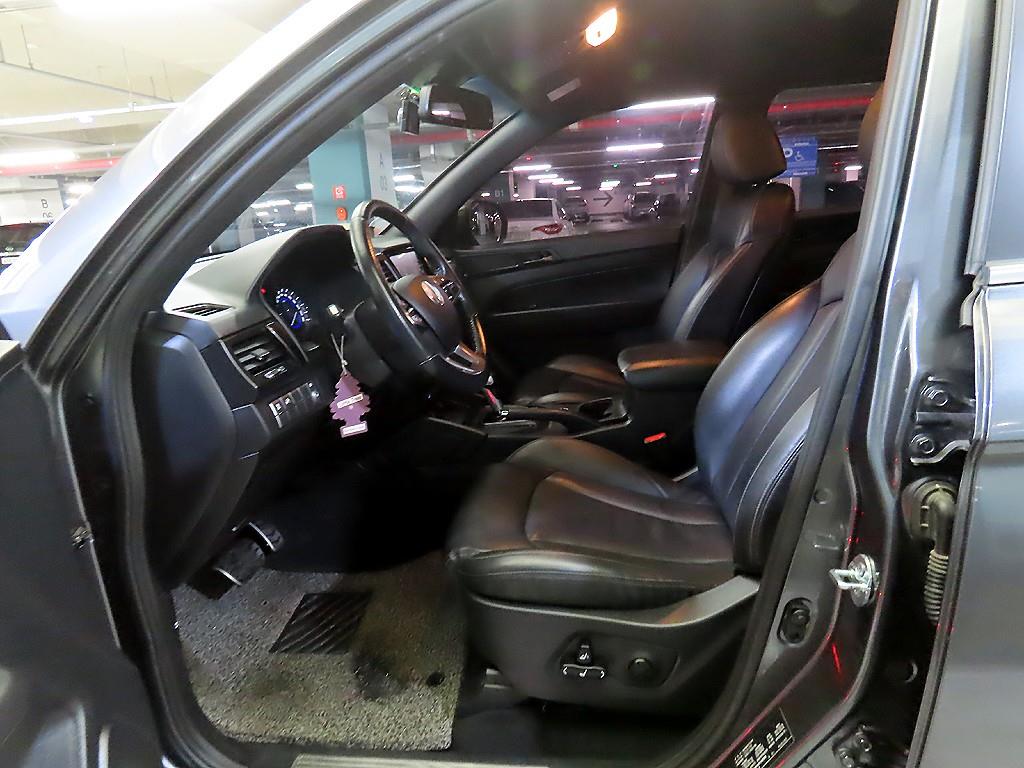 Ssangyong Rexton - Vista 6