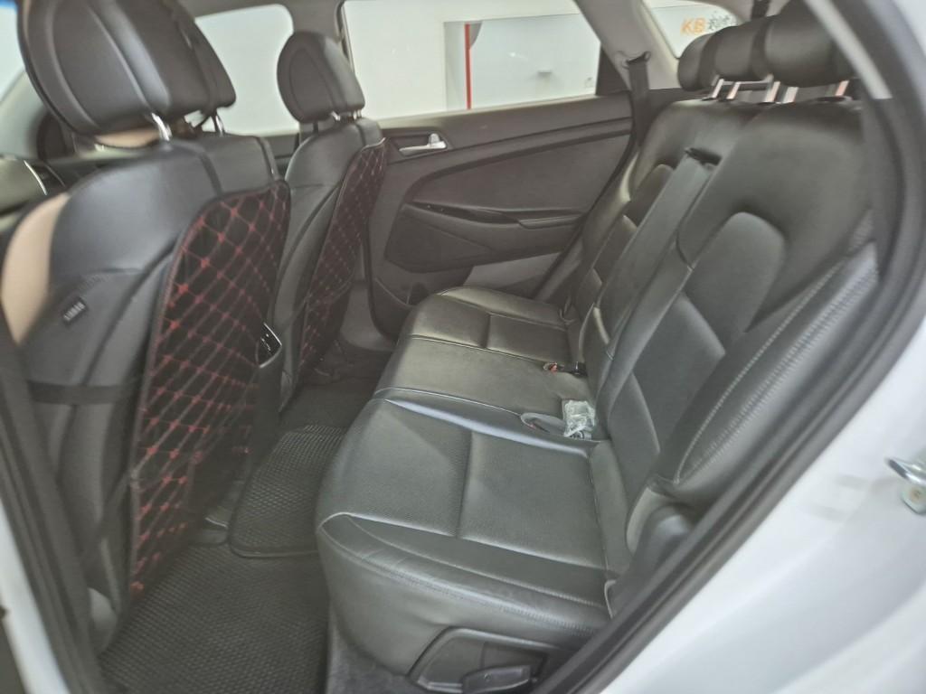 HYUNDAI Tucson - Vista 12