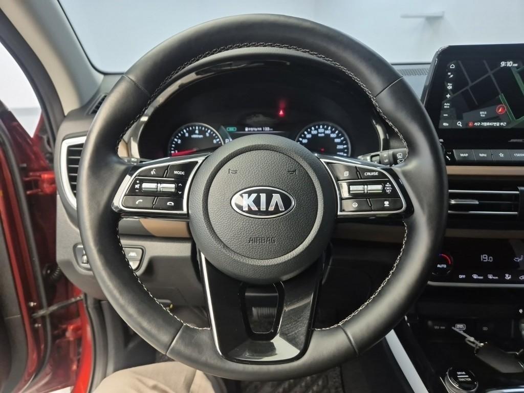 KIA Seltos - Vista 8