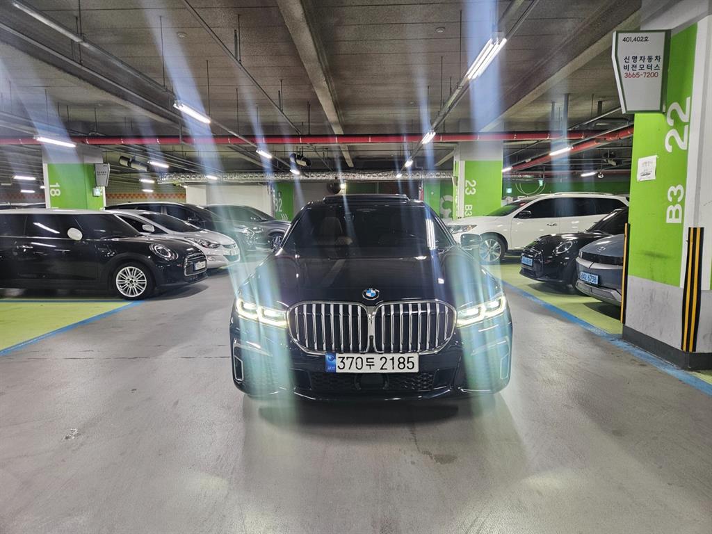 BMW 7 Series - Vista 2