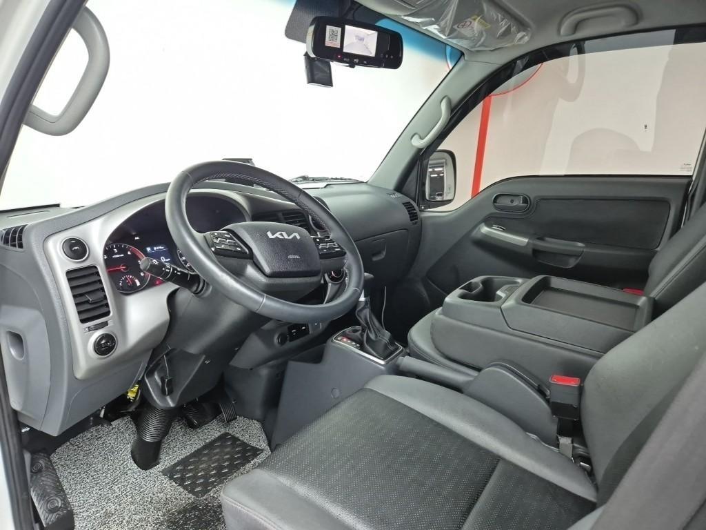 Small Truck Normal Box(High Deck) - Vista 8