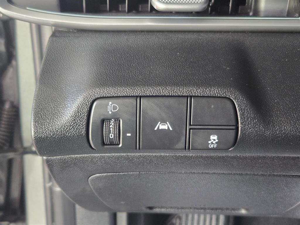 HYUNDAI Avante - Vista 12