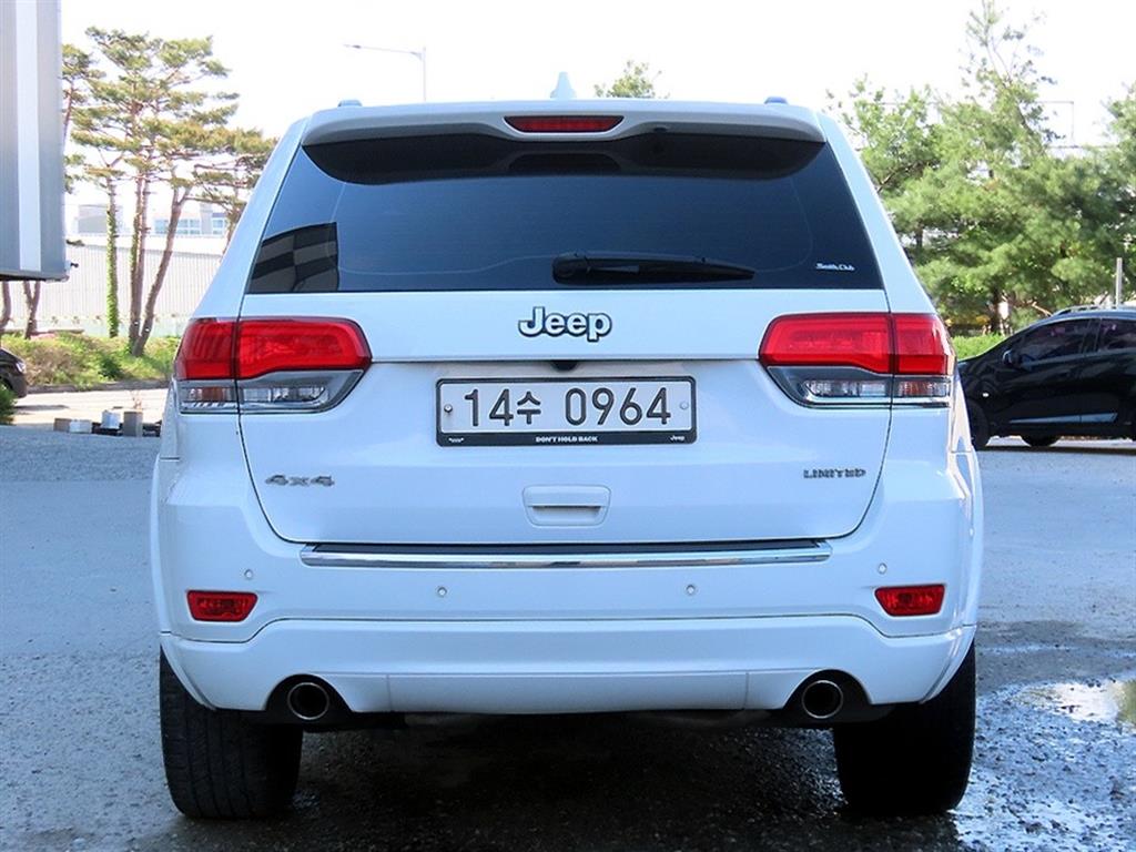 Jeep Cherokee - Vista 4