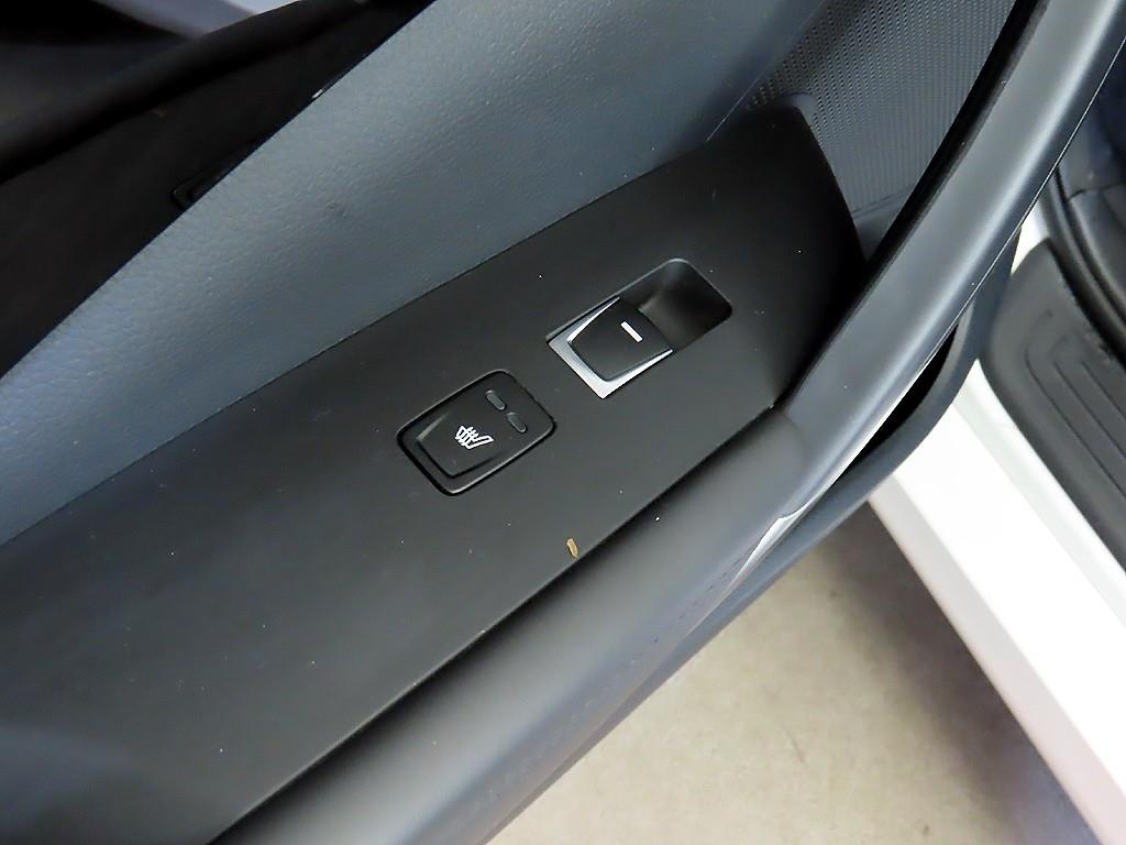 HYUNDAI Grandeur 2015 Blanco - Importación desde Corea - HF Imports Iquique - Foto 18