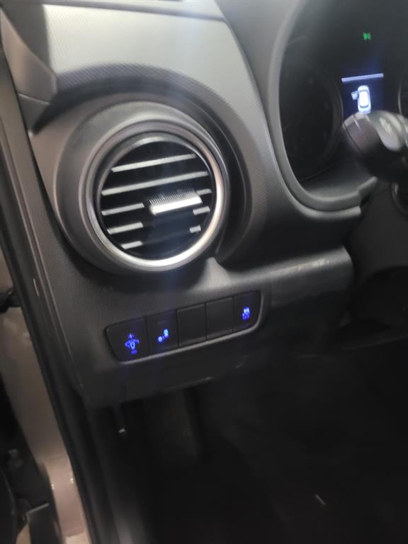 HYUNDAI Kona - Vista 7