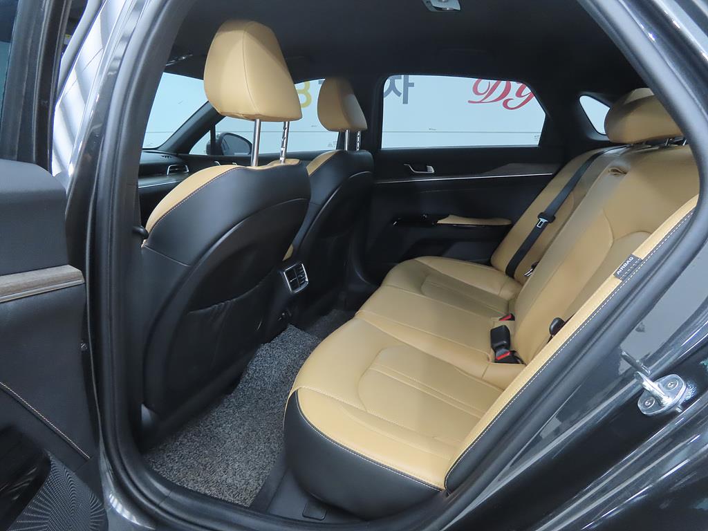 KIA K5 - Vista 6
