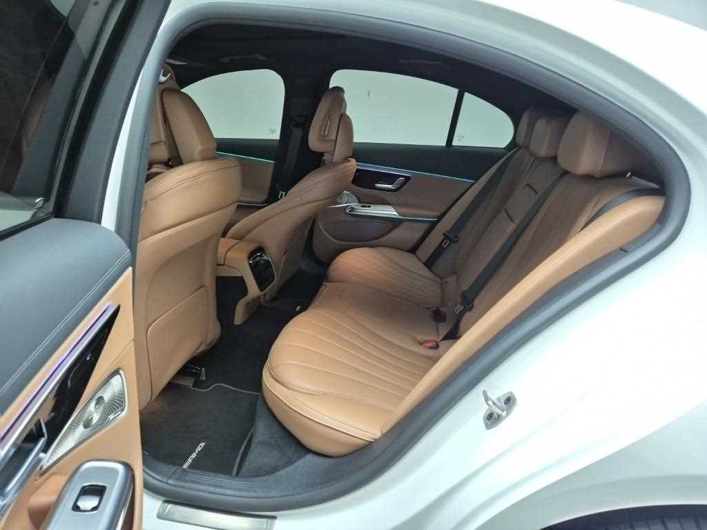 Mercedes Benz E class - Vista 12