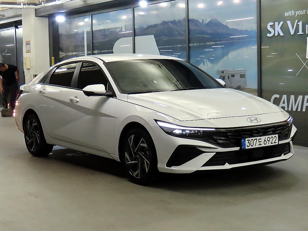 HYUNDAI Avante 2026 Blanco - Importación desde Corea - HF Imports Iquique - Foto 1