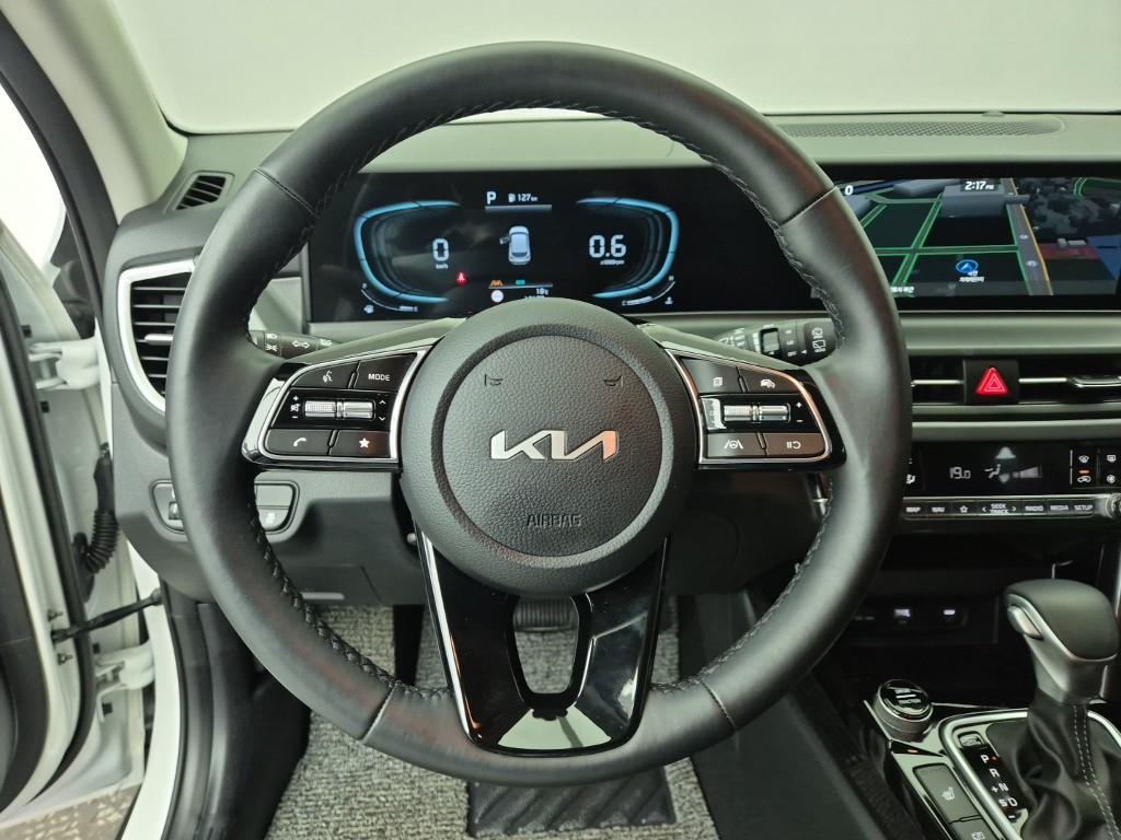 KIA Seltos - Vista 9