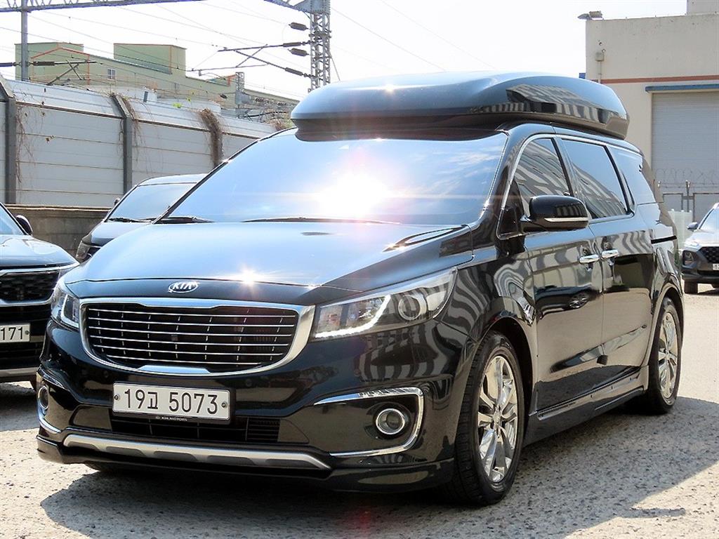 KIA Carnival - Vista 2