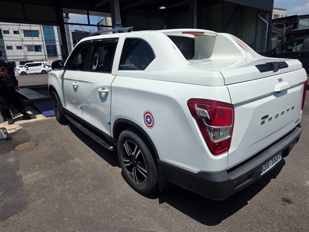 Ssangyong Rexton - Vista 6