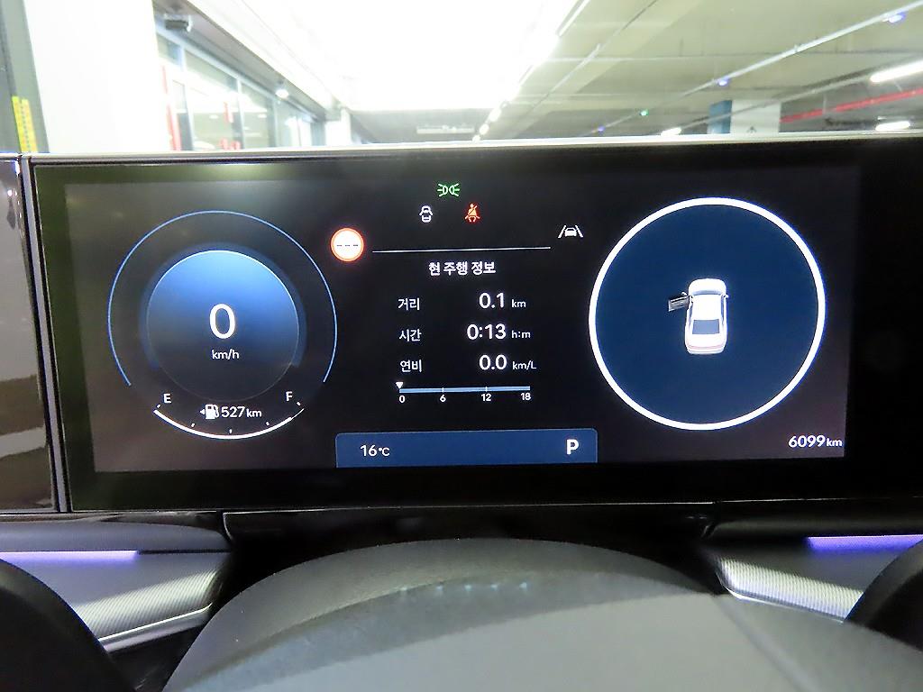 HYUNDAI Grandeur - Vista 9