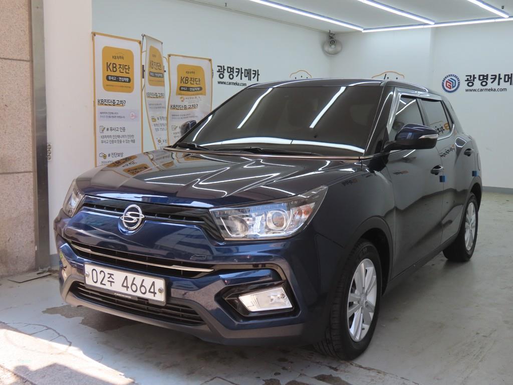 Ssangyong Tivoli - Vista 2