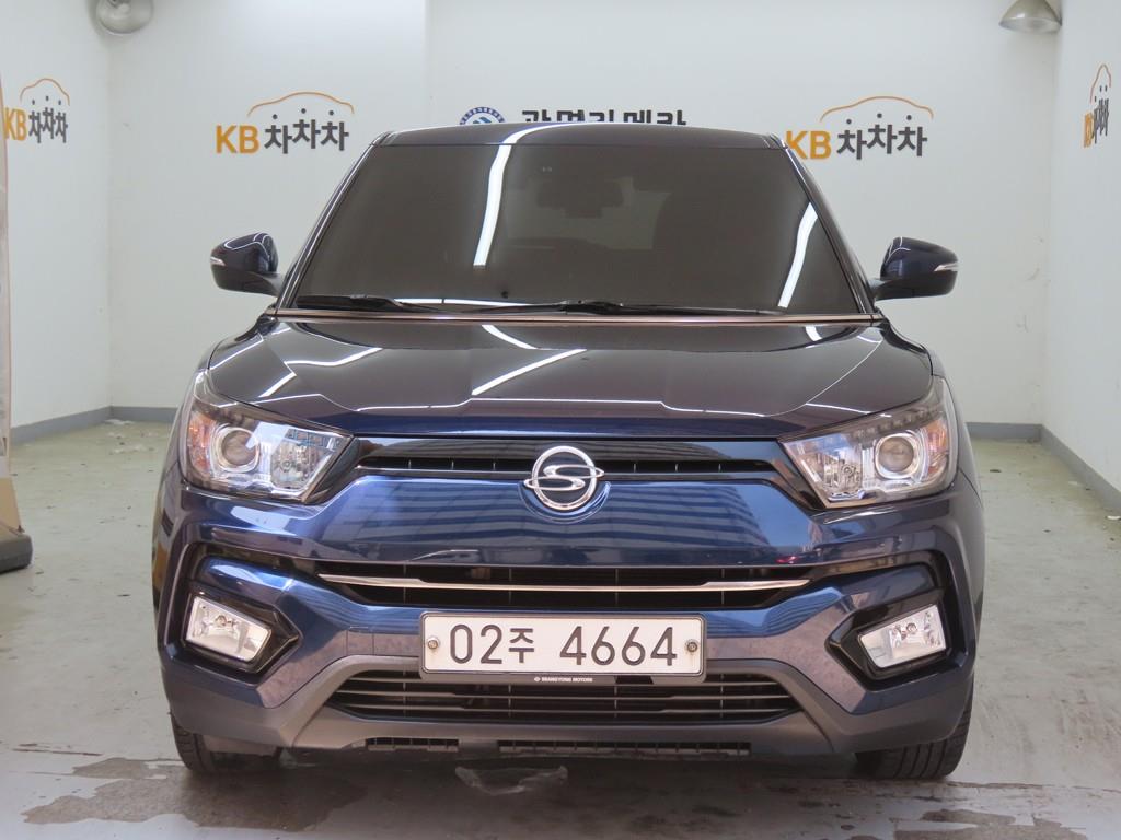 Ssangyong Tivoli 2018 Azul - Importación desde Corea - HF Imports Iquique - Foto 1