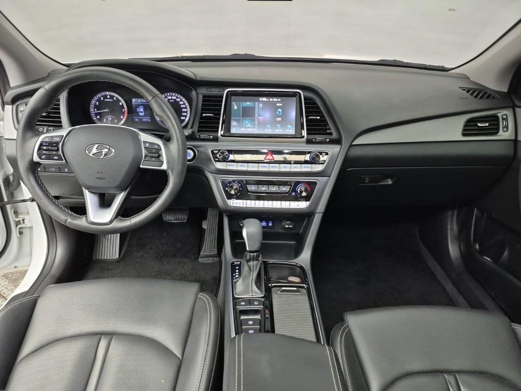 HYUNDAI Sonata - Vista 5