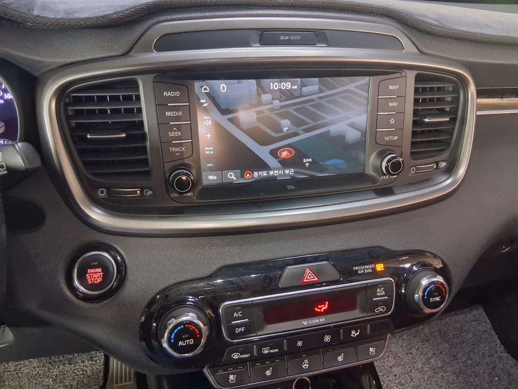 KIA Sorento - Vista 11