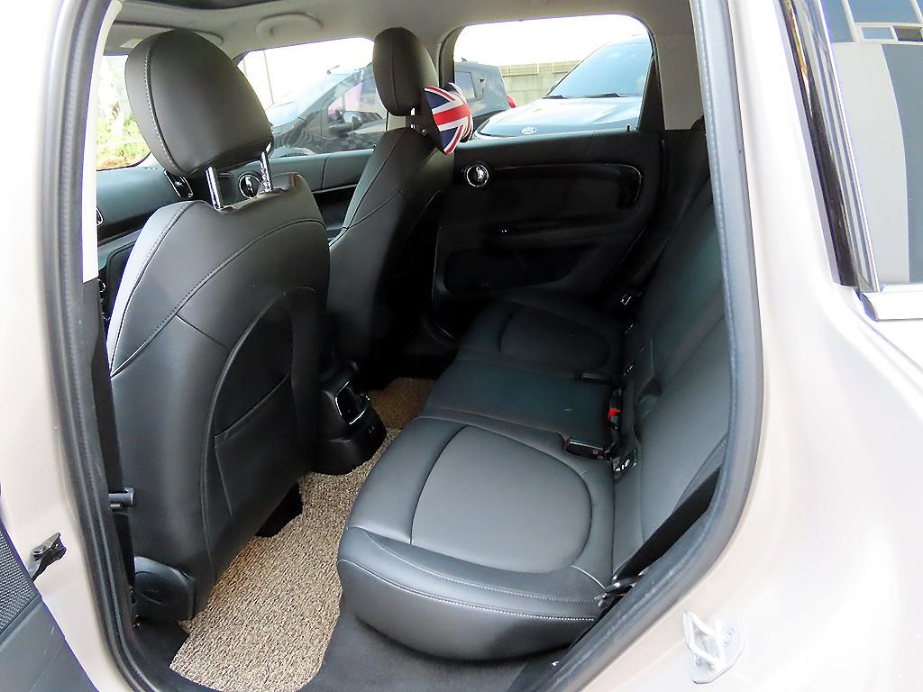 Mini Countryman - Vista 6