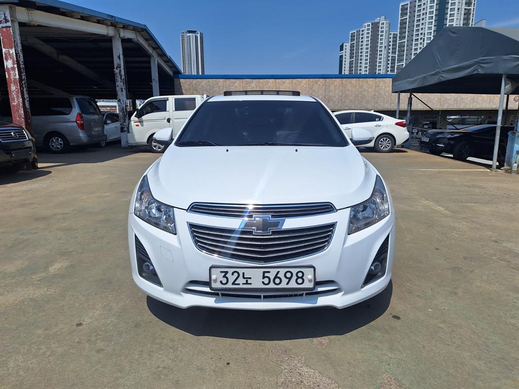 Chevrolet Cruise 2014 Blanco - Importación desde Corea - HF Imports Iquique - Foto 1