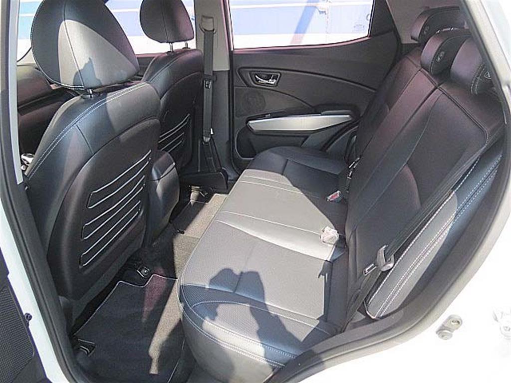 Ssangyong Tivoli 2016 Blanco - Importación desde Corea - HF Imports Iquique - Foto 7
