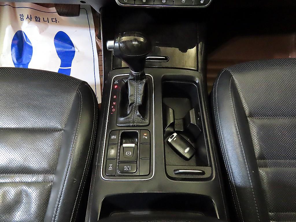 KIA Sorento - Vista 12