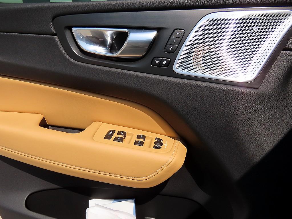 Volvo XC60 - Vista 12