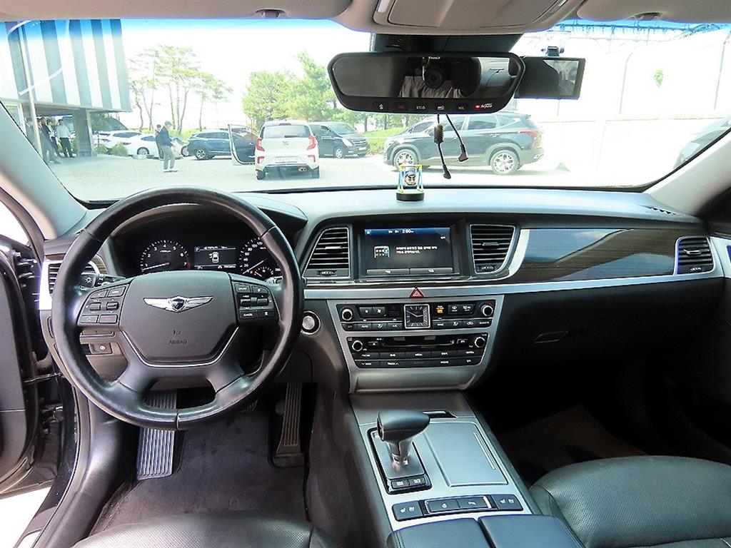 Genesis G80 - Vista 7