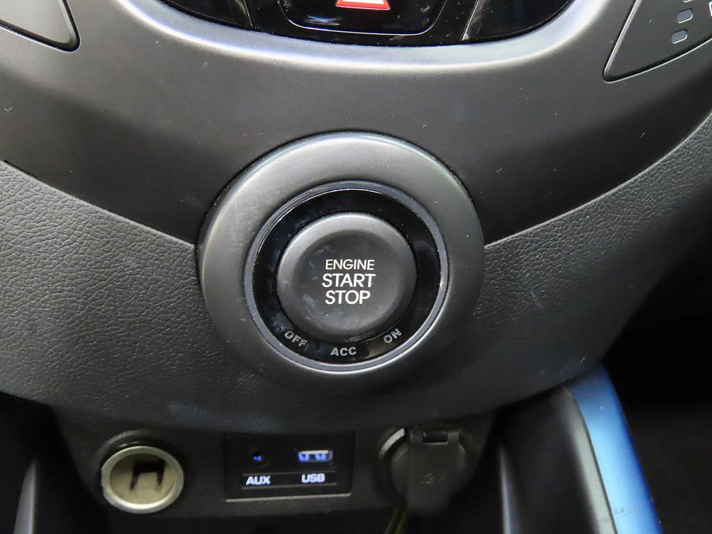HYUNDAI Veloster - Vista 12