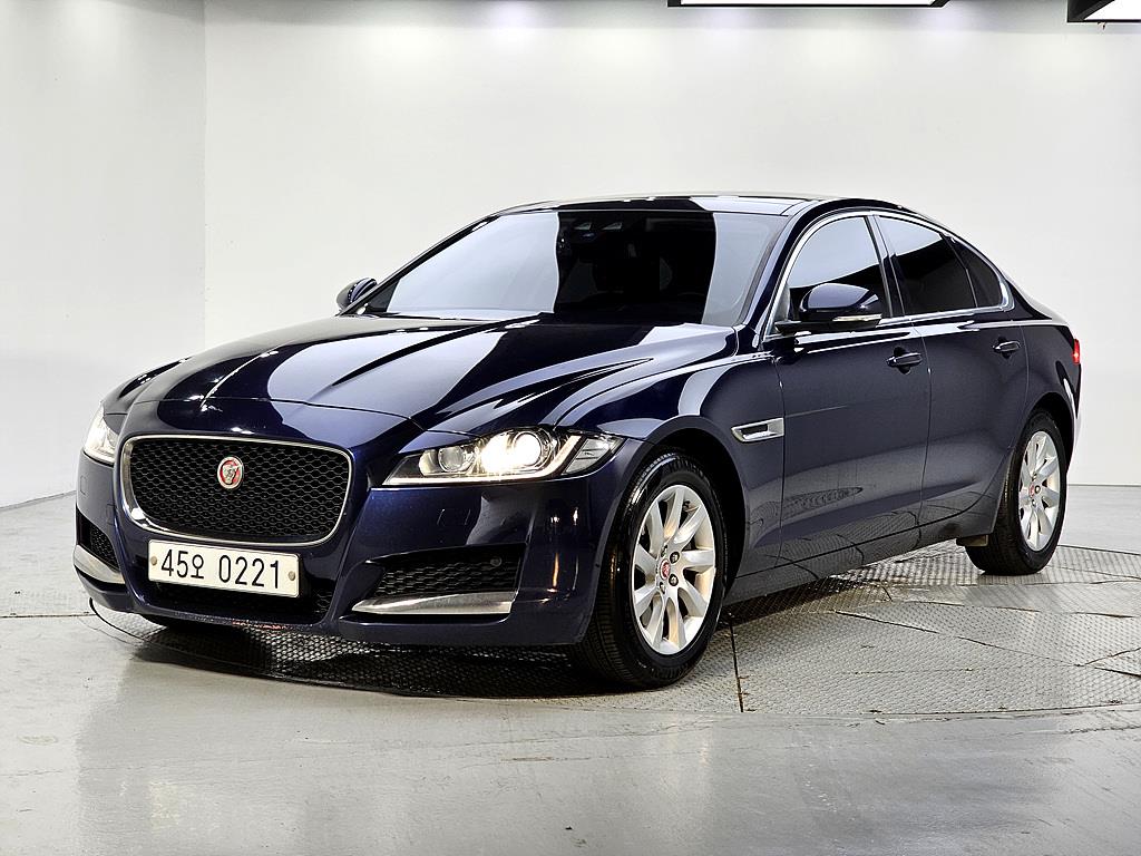 Jaguar XF 2016 Azul - Importación desde Corea - HF Imports Iquique - Foto 1